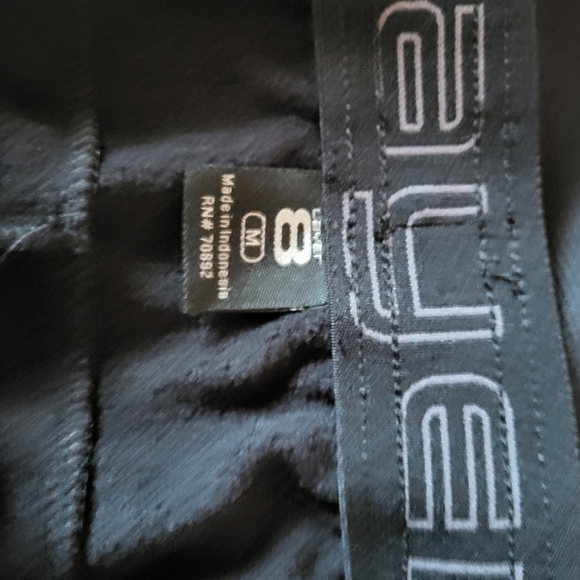 NEW Men Layers 8 Joggers Size medium (32) - Picture 5 of 7